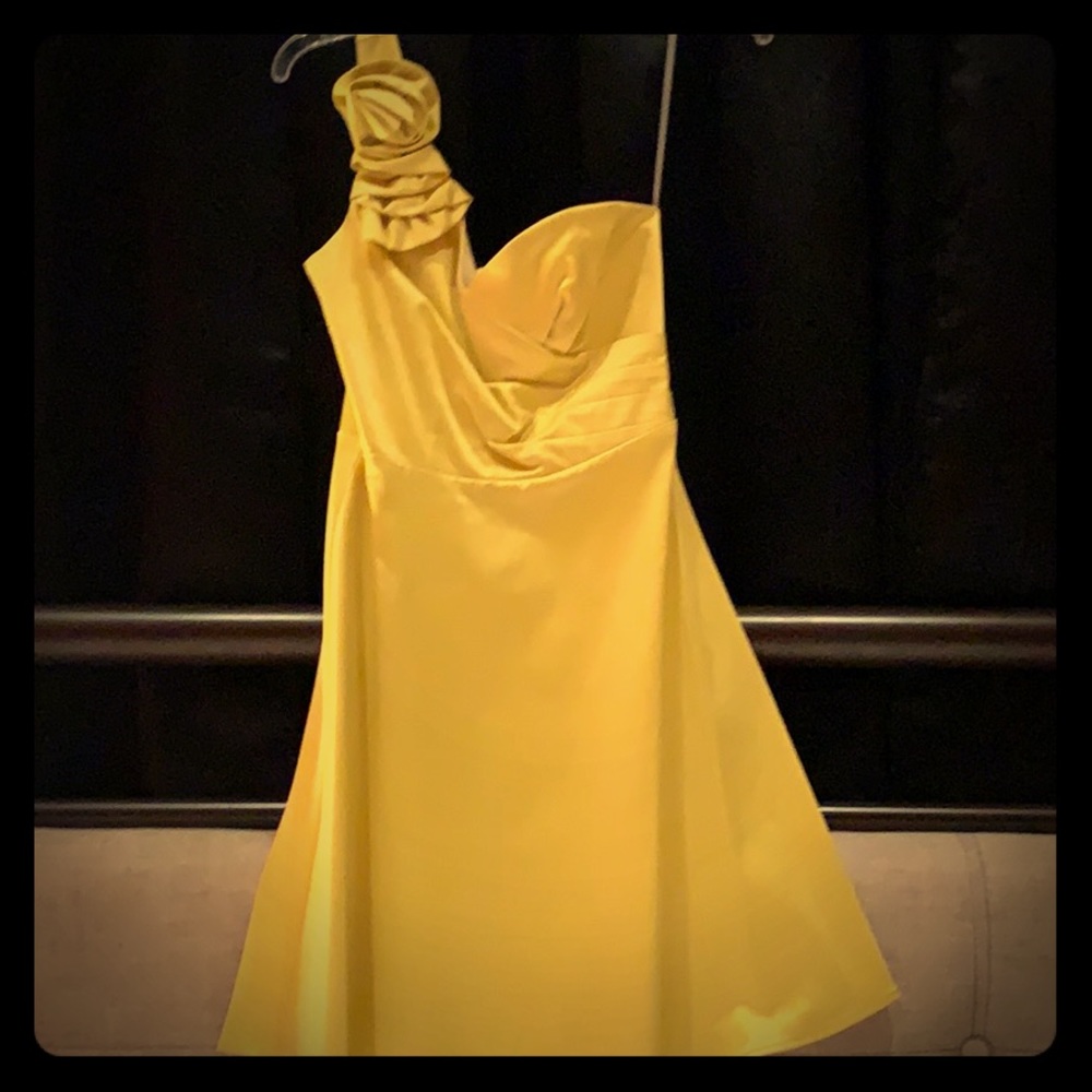 Yellow one shoulder cocktail dress